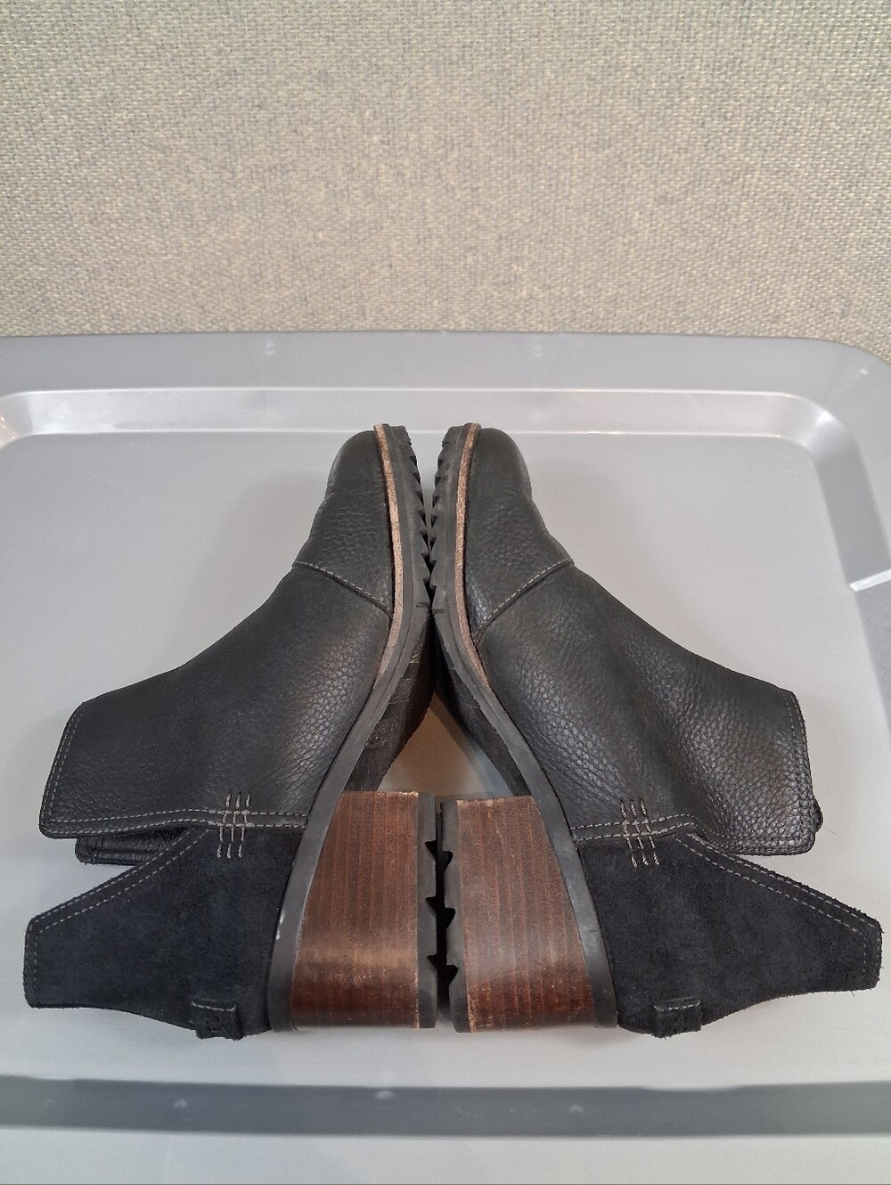 SOREL Cate Cut-Out Ankle Booties Boots Size 9.5 Black Leather Suede Waterproof - Picture 5 of 9